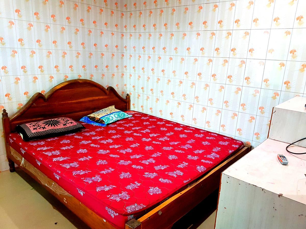 بوري Hotel Swarg المظهر الخارجي الصورة