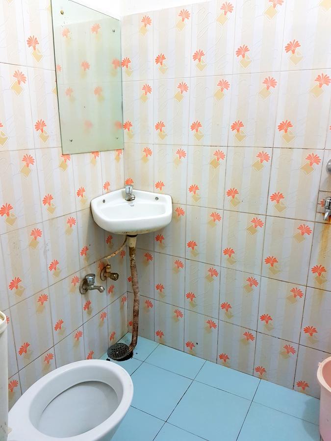 بوري Hotel Swarg المظهر الخارجي الصورة